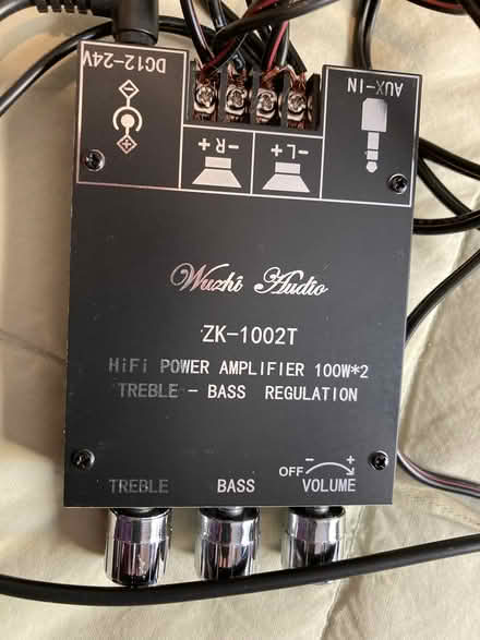 Photo of free Vibro-Acoustic speakers & amp (North Oakland near Emeryville) #3