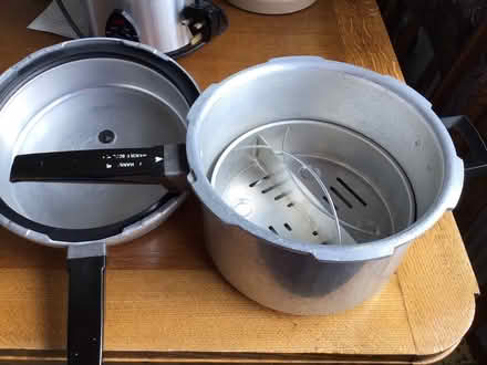 Photo of free Large pan (Ashton OL6) #2