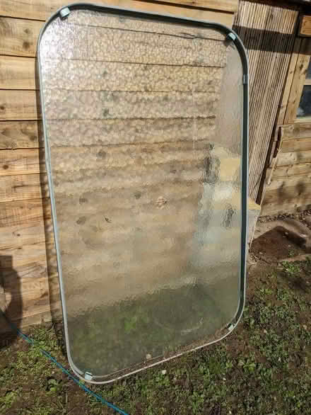 Photo of free Glass table top (Eye) #1