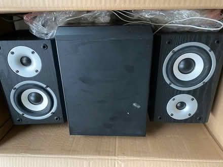 Photo of free Micro system with 7in LCD Combo … (London, Barnes, SW13) #4