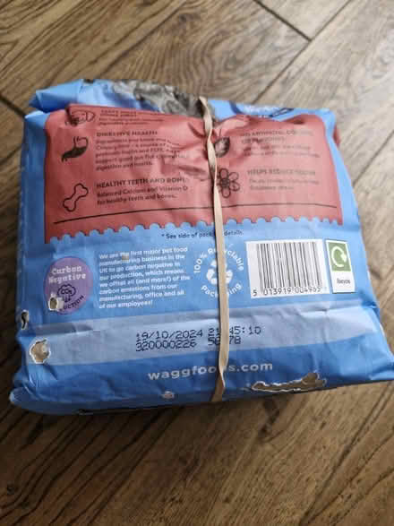 Photo of free Wagg dog food. Open packet (E17) #2