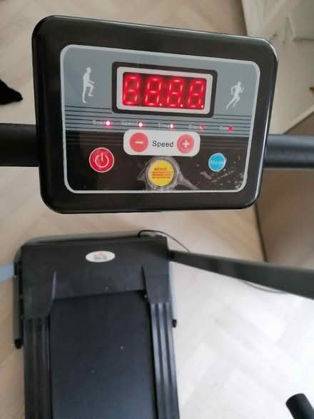 Photo of free Treadmill (not working) (Chadwell Heath RM6) #4
