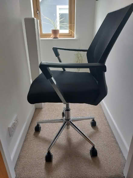 Photo of free Office chair (Bletchingley RH1) #1