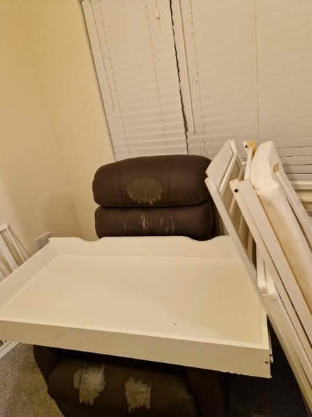Photo of free Baby's Cot To Age 3 (DA1) #2