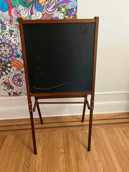 Photo of free Easel (Mt. Pleasant) #2