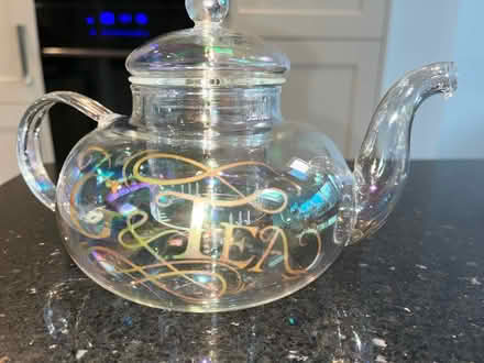 Photo of free “G & Tea” pot and cups (DA15) #1