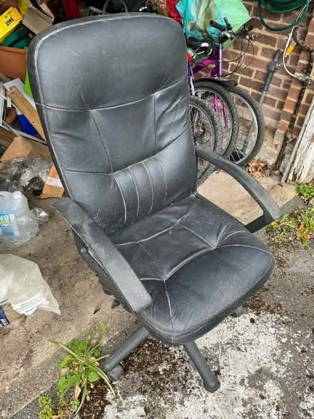 Photo of free Swivel Chair (CT21) #1