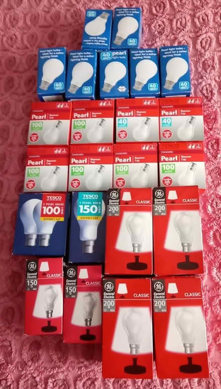 Photo of free Old type light bulbs (Nr Tesco, Princes Road , CM2) #1