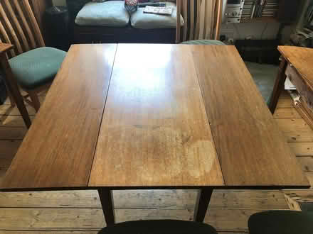 Photo of free Extendable Dining Table (Pilrig EH7) #4