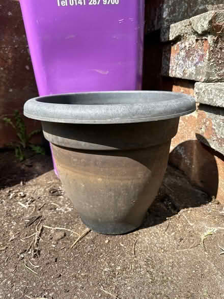 Photo of free Garden pots (Pollok, Glasgow) #2
