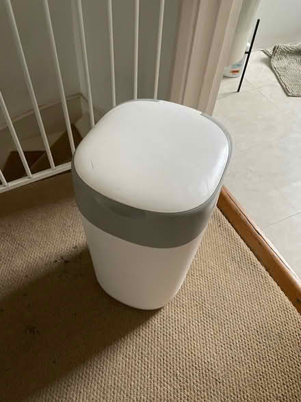 Photo of free Tommee tippee nappy bin (Hackney E8) #1