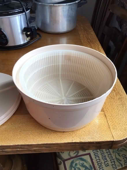 Photo of free Salad spinner (Ashton OL6) #2