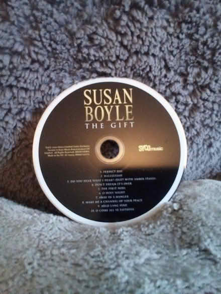 Photo of free 2CDs Susan Boyle/ 100 Best Tunes (Boscombe) #2