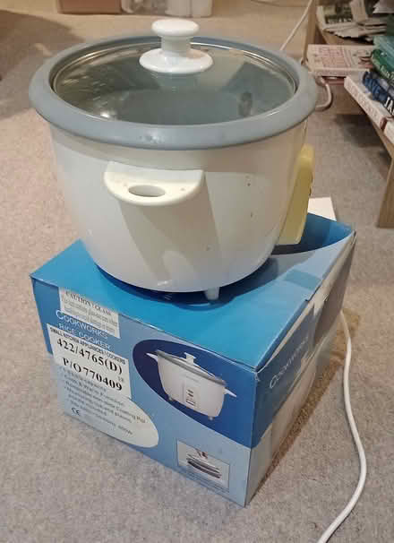 Photo of free Electric Rice Cooker (Market Place Kendal LA9) #3