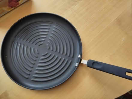 Photo of free Griddle pan 12inch/30cm (NW9) #1