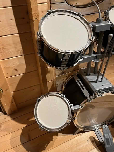 Photo of free Kids play drum kit (DA15) #2