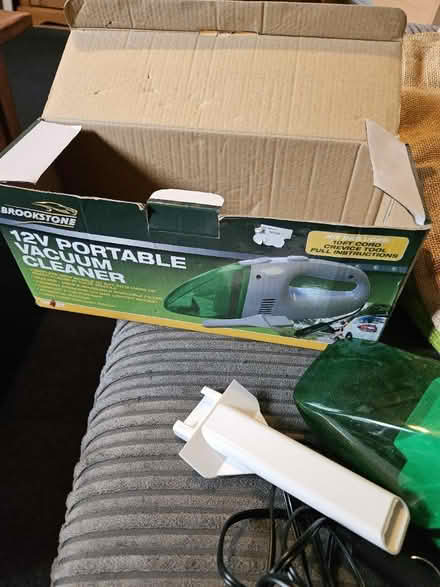 Photo of free Portable vacuum cleaner (Teddington) #1