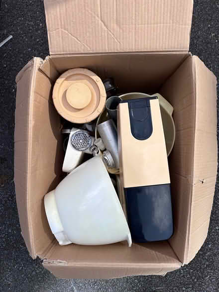Photo of free Kenwood mixer (SE16) #1