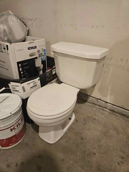 Photo of free Toilet (Mableton) #1