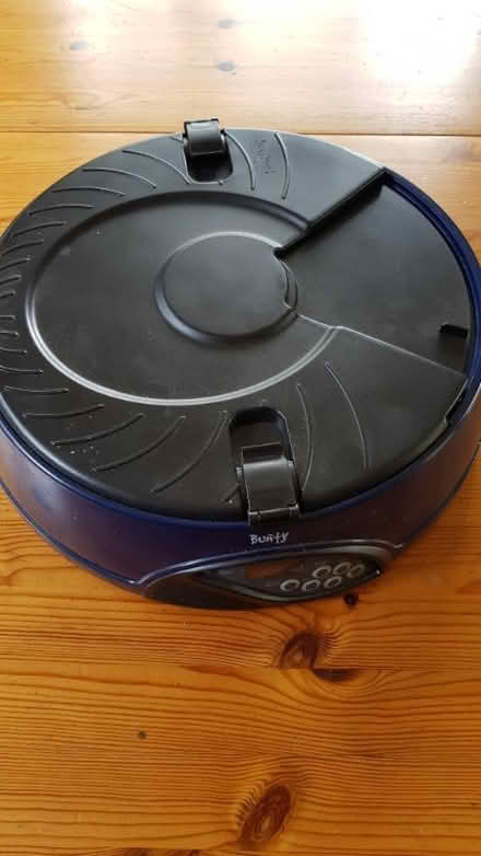 Photo of free Automatic pet feeder (GU51) #1