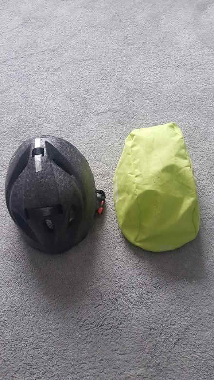 Photo of free childs cycle helmet (Eden Park) #2