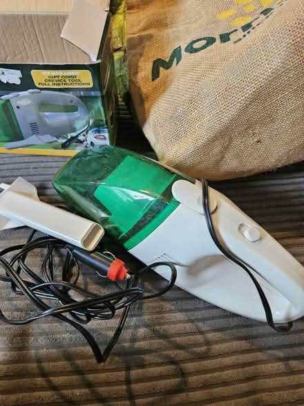 Photo of free Portable vacuum cleaner (Teddington) #4