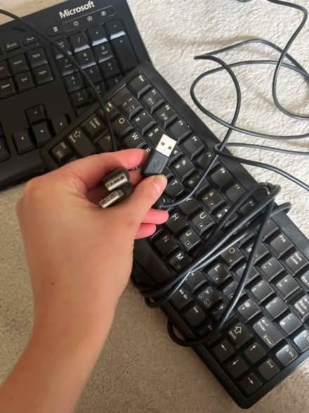 Photo of free Keyboard and mouse (SW3) #2