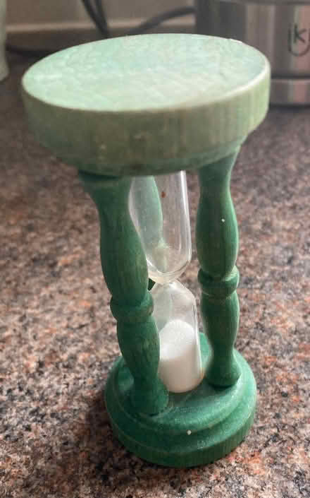 Photo of free Little old egg timer (Kingston Bagpuize OX13) #1