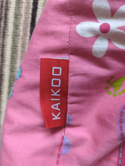 Photo of free Small children's bean bag (Kenpshott RG22) #2