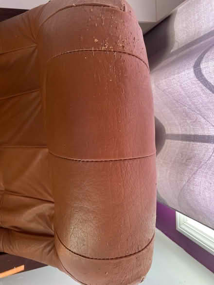 Photo of free 1970s leather reading chair/ottoman (Morrow) #3