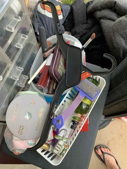 Photo of free Make up, coats, misc (Manchester/Ballwin) #3