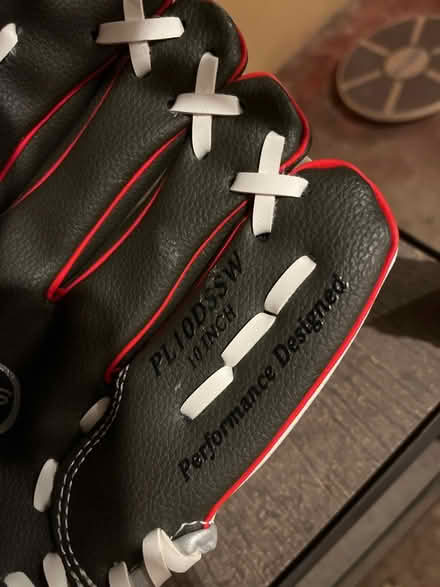 Photo of free 10 inch Rawlings Baseball Mitt (Portage Park, Chicago) #3