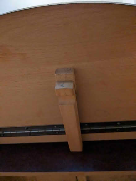 Photo of free Drop leaf table (Canning Town E13) #3