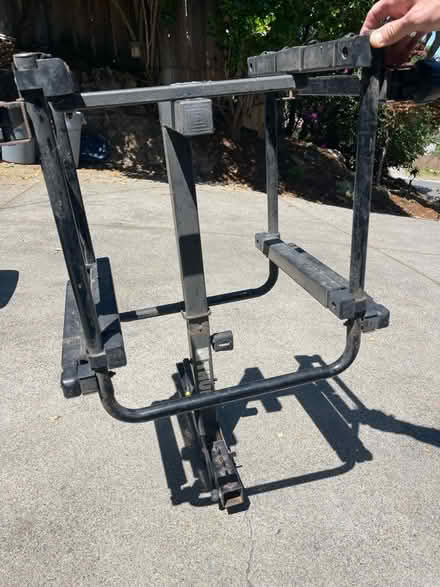 Photo of free Thule Ski/Sbowboard Carrier (Belmont - Cipriani & Alameda) #2