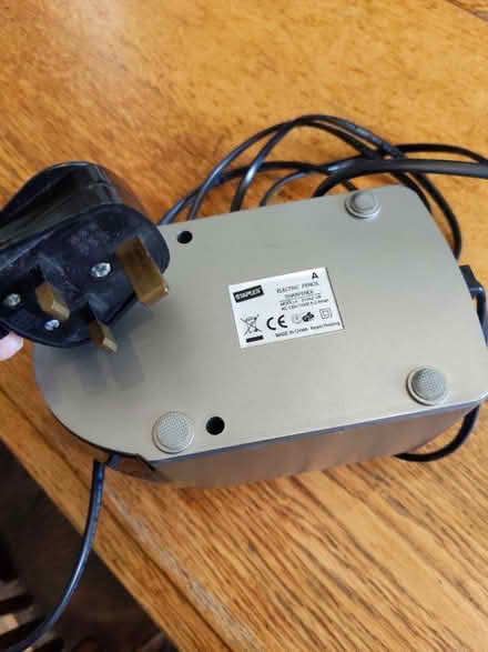 Photo of free Electric pencil sharpener (Cassiobury, Watford WD17) #3