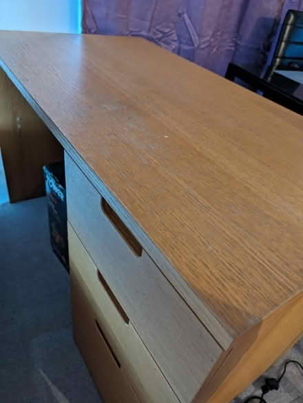 Photo of free Desk with drawers (EH16) #3