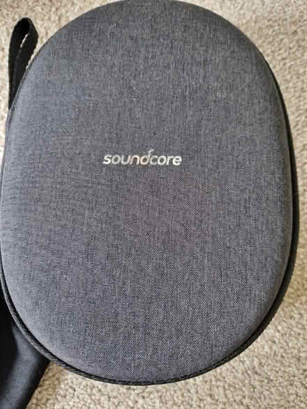 Photo of free Sound core headphones case and jack (Meersbrook S8) #1