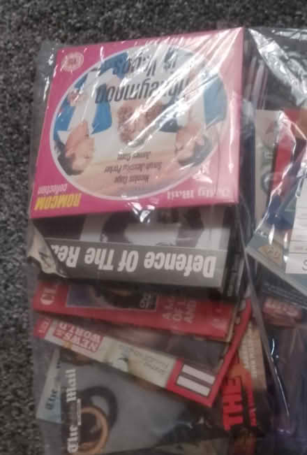 Photo of free Silver DVD player with 100+DVDs (Dundee DD3) #4