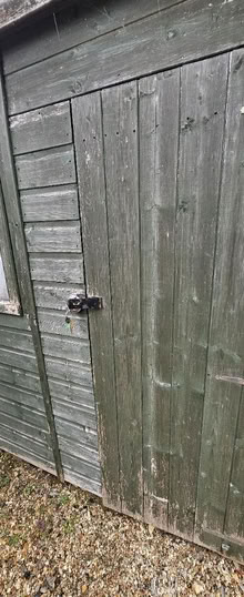 Photo of free Wooden outdoor shed (SG14 Hertford) #4