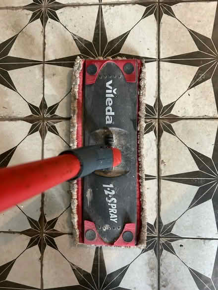 Photo of free vileda spray mop (E15) #1