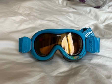 Photo of free Child’s ski helmet and goggles (RG40 Wokingham) #2