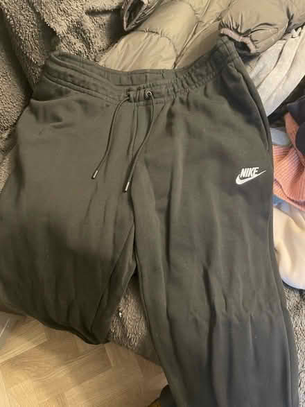 Photo of free Medium Women’s Nike Bottoms (Camberwell, SE5) #1
