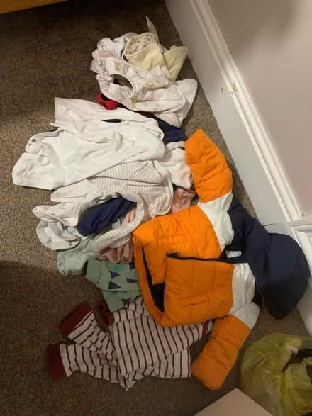 Photo of free Baby clothes 6-9months (SE25 selhurst) #1