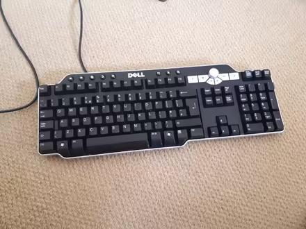 Photo of free Dell Keyboard -Good working condition (Cressex HP12) #1