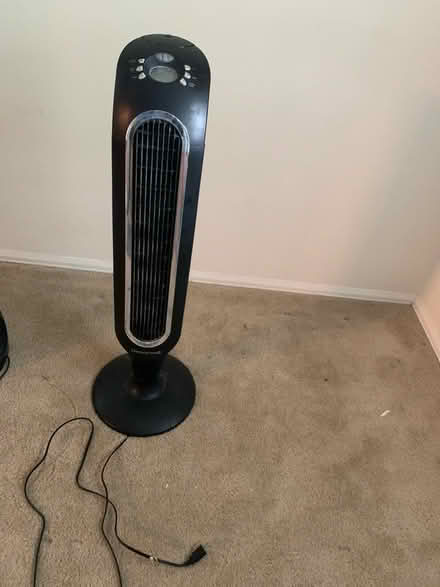 Photo of free Tower fan with remote (Manchester/Ballwin) #1
