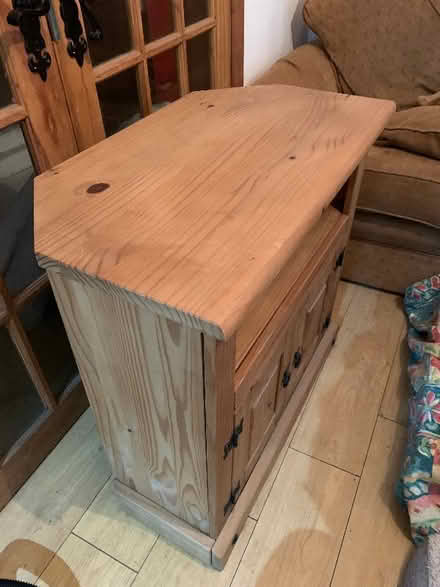Photo of free Tv cabinet (Stanley DE7) #2