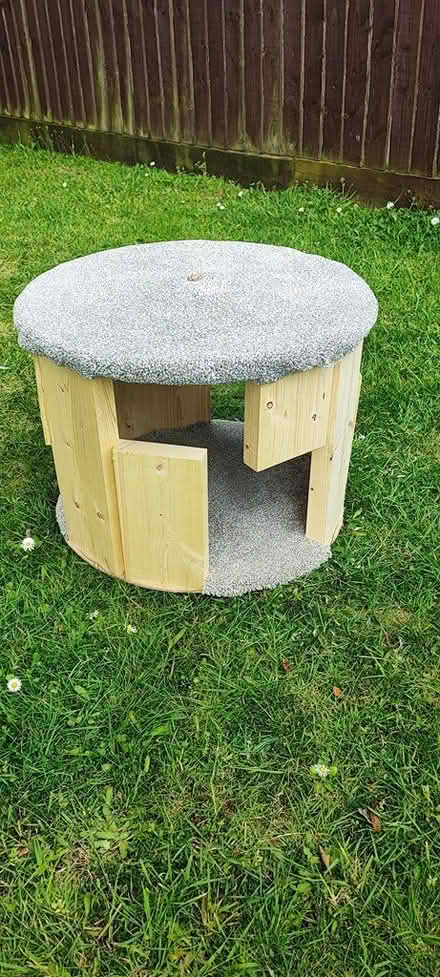 Photo of free Cat/dog house play (BH14) #2