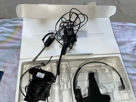 Photo of free Wireless headphones (Morristown, New Jersey) #3