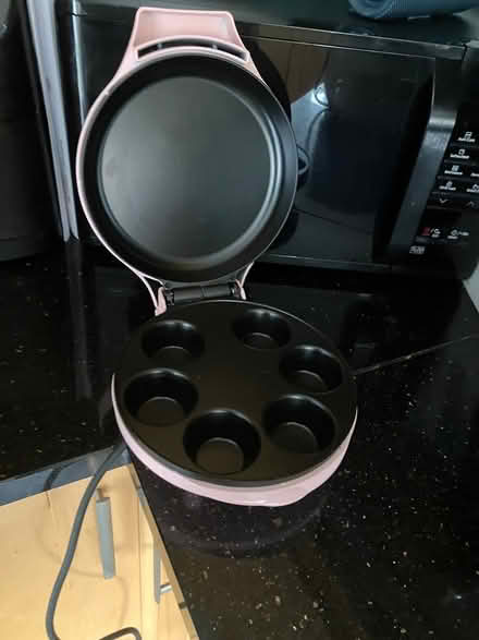 Photo of free Mini cupcake maker (Orpington) #2