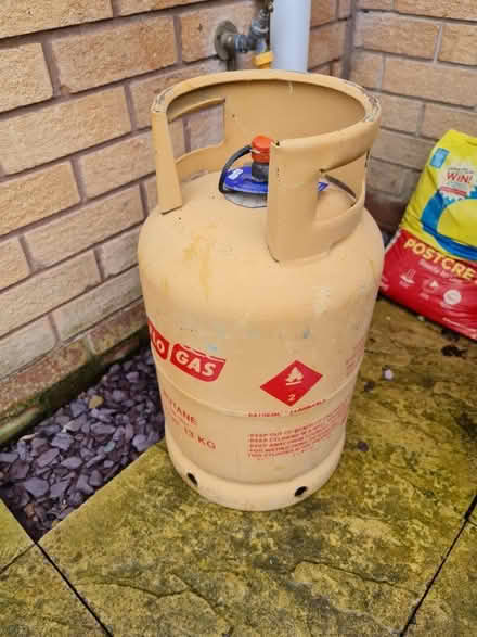 Photo of free Empty 13kg flogas butane bottle (Wymondham Nr18) #1